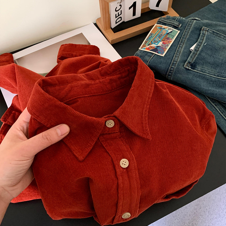 复古红色高级感宽松灯芯绒衬衫女