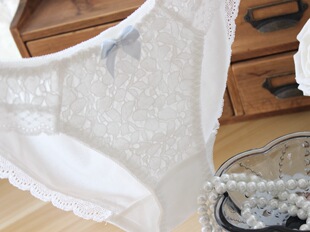 【闭店清仓，不退换，不包邮】甜美蕾丝拼接品质纯棉女士内裤1044