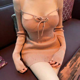 现货~51STUDIO自制绑带挂脖性感纯欲针织纯欲小女人包臀连衣裙