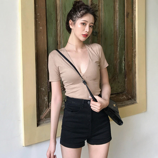 2021夏季韩版修身深v领低胸上衣女网红紧身短袖t恤性感打底衫体恤