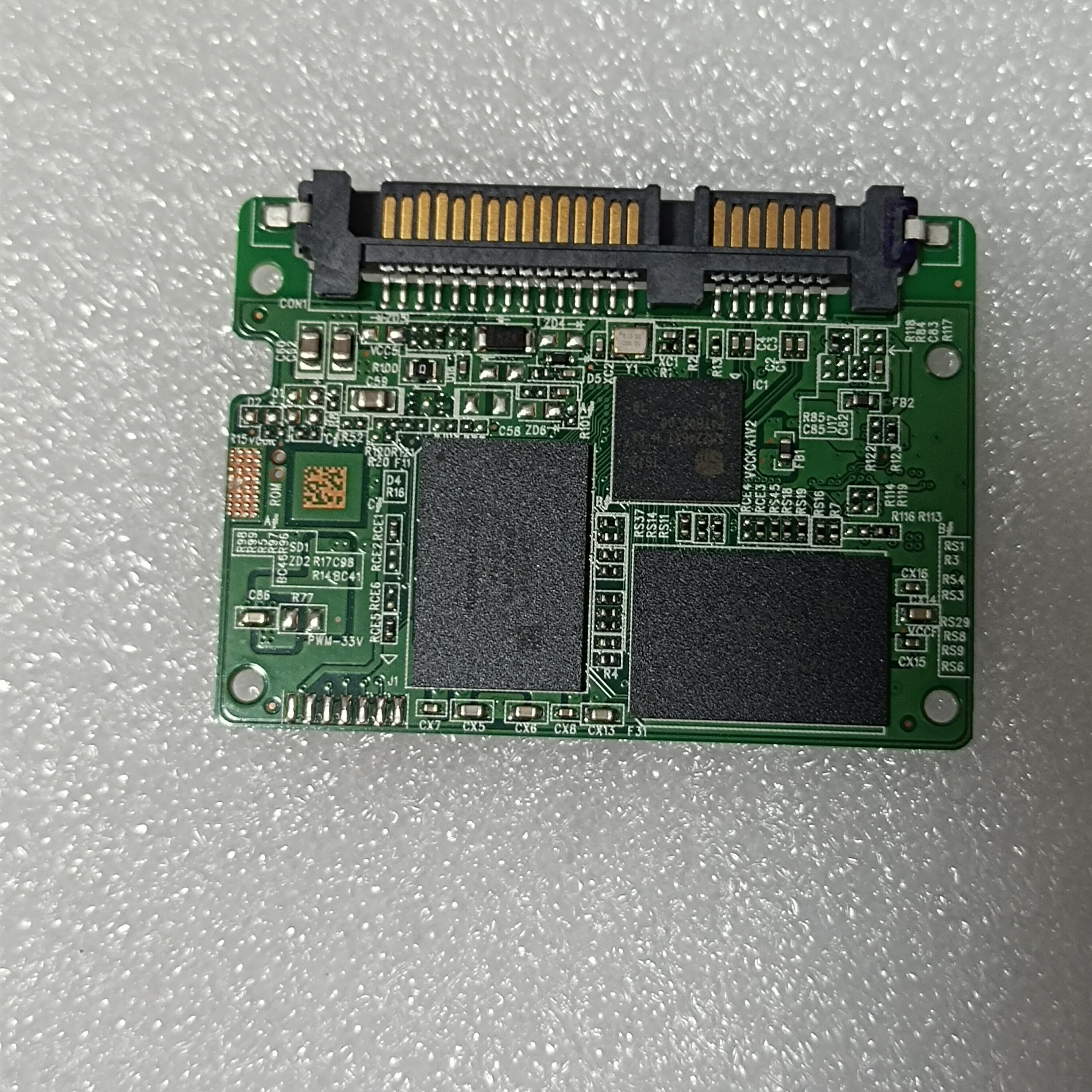 闪迪 SANDISK SATA 半高128G 256G  SSD  固态硬盘 工控 设备