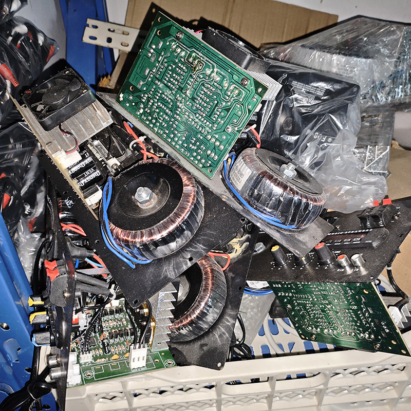 破损变形diy改装蓝牙音箱大功率功放板大功率环牛四管功放加风扇