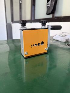 剥线机废铜线家用废旧线小型拔电缆去皮机手动免调节扒线剥皮器