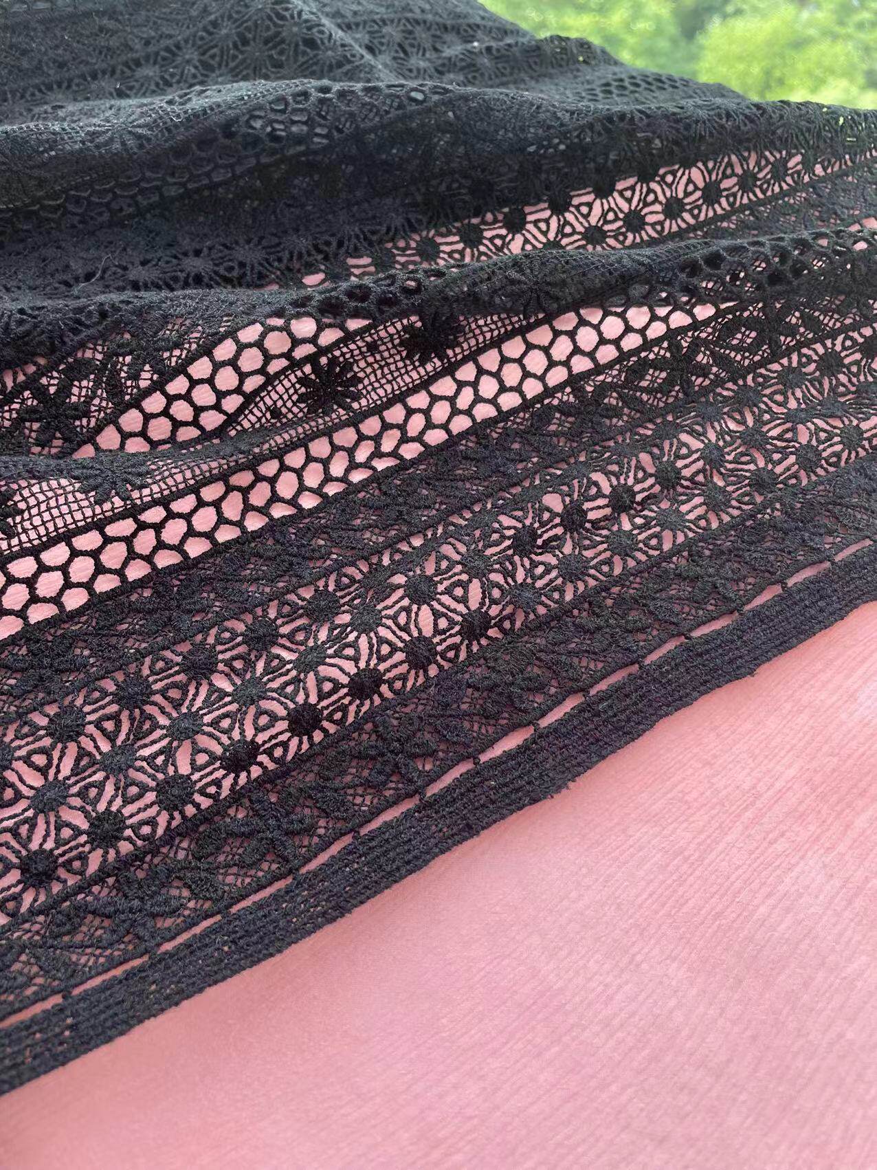 日单竖条花边刺绣衣服花边面料 纯棉蕾丝镂空立体连衣裙裙子布料