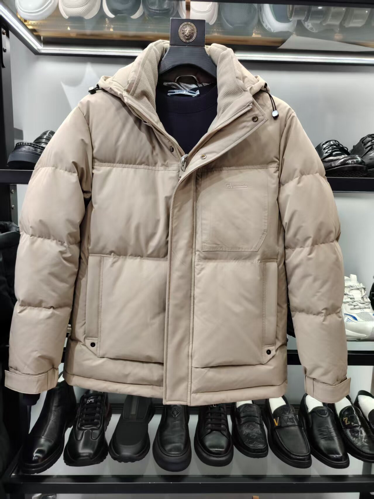 卡荻培蒙2026新款男士连帽羽绒服外套羽绒服年轻羽绒服短款羽绒