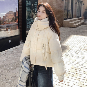 现货新款 90绒 冬米白色短款羽绒服 8872-P310k468图片