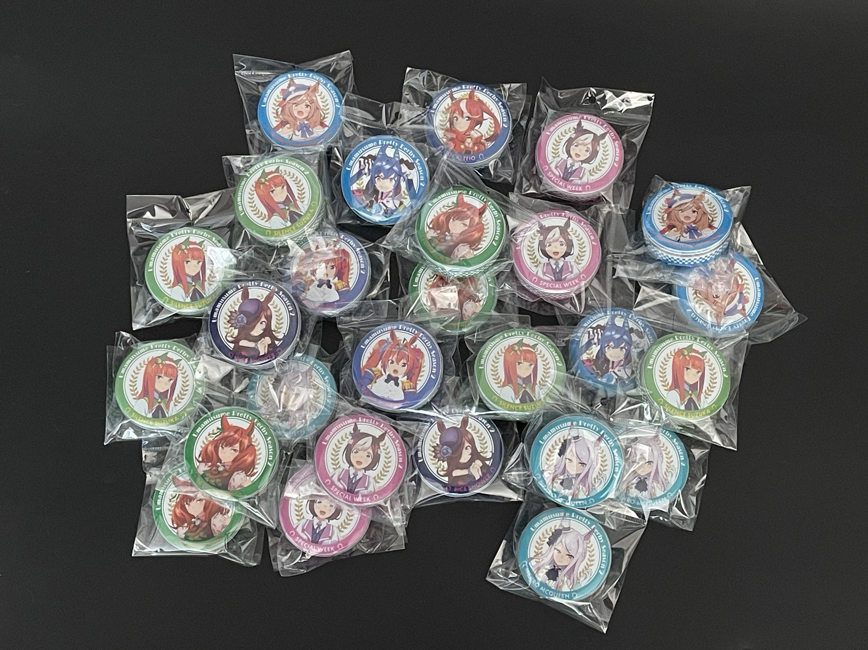 全新正版日谷赛马娘卡通圆形糖果盒收纳包盒 二次元周边谷子10种