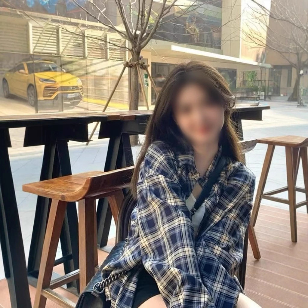 复古格子衬衫女内搭上衣长袖早春薄款2025新款外套港风宽松衬衣