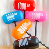 Молоток, воздушный насос, большой воздушный шар