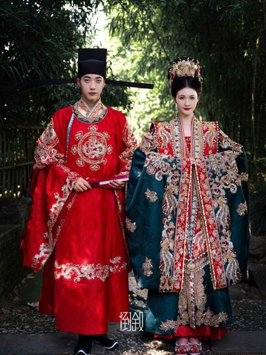 倒叙梦华录汉服新中式宋制婚服明制婚礼定制凤冠霞帔红男绿女出租