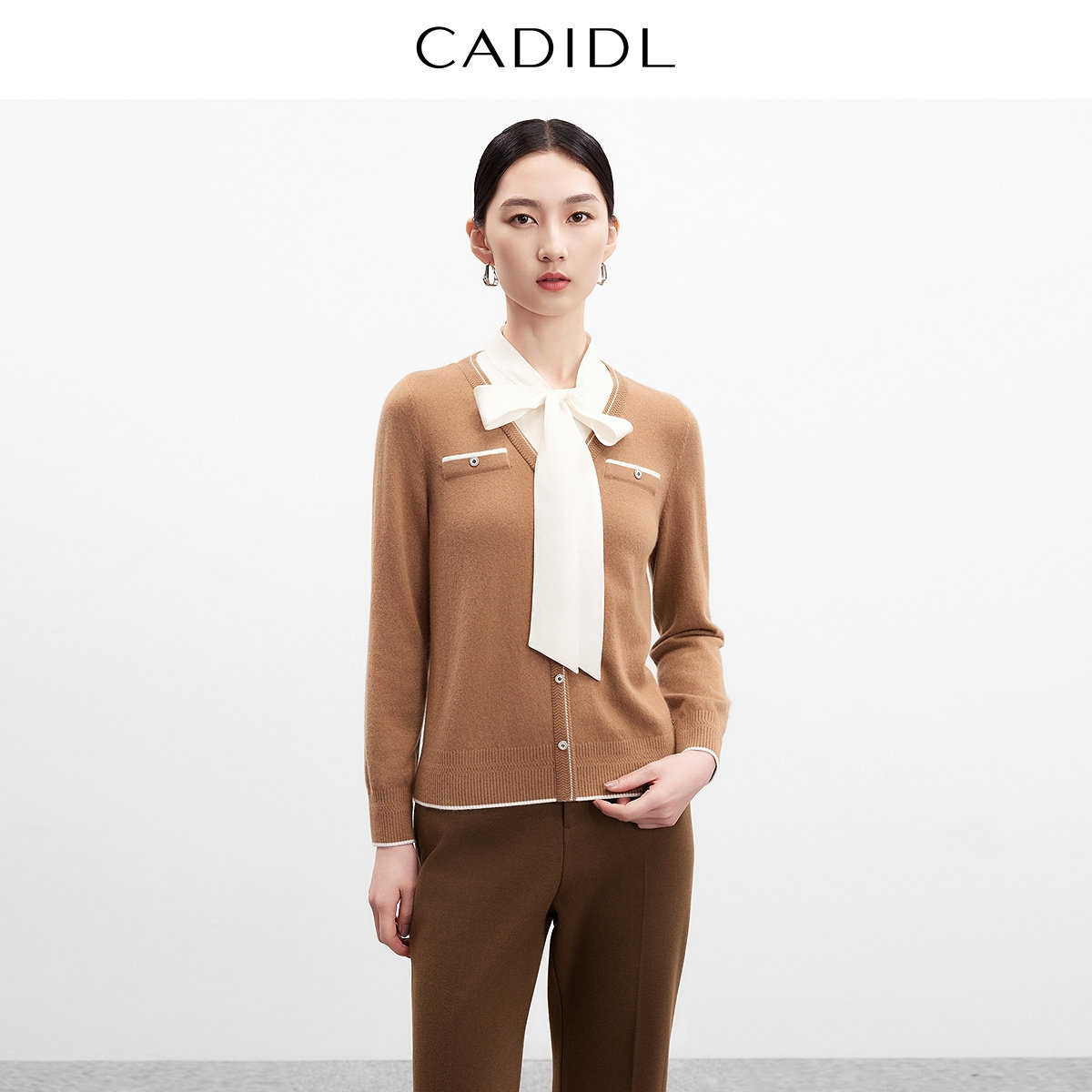【柔感绵羊毛】CADIDL卡迪黛尔商场同款冬季气质丝带领针织毛衫
