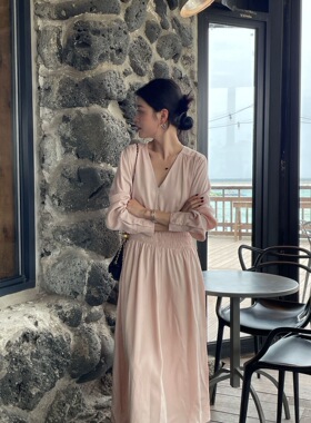 SWHP 高货 100%莱赛尔V领长袖连衣裙春秋气质温柔中长裙