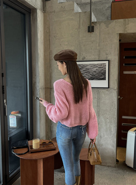 SWHP  现货 30羊毛甜美毛衣V领打底针织衫早春慵懒风短款上衣