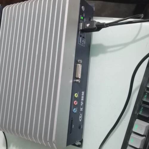 HC-SYS222V-28S 汇萃智能视觉处理器 i5-6500T 8GB内存议价维修