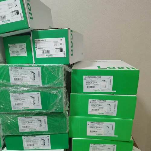 LXM28AU04M3X 工业自动化伺服驱动器 工控控制模块议价维修