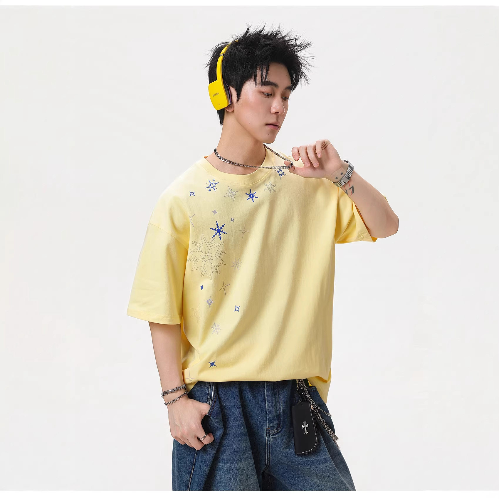 质感简约雪花印花短袖T恤男夏季款纯棉透气宽松潮牌休闲半袖体恤，男装T恤，电商A362