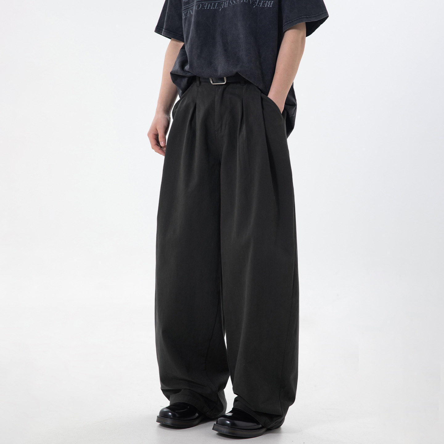 男春季新款双褶口袋廓形宽松直筒裤复古质感长裤子OK2581-P60控98，男装休闲裤，电商A362