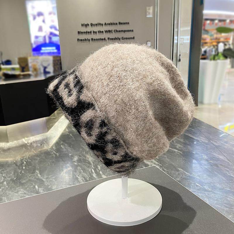 豹纹拼接针织堆堆帽子女冬季保暖百搭软糯舒适针织毛线帽护耳冷帽