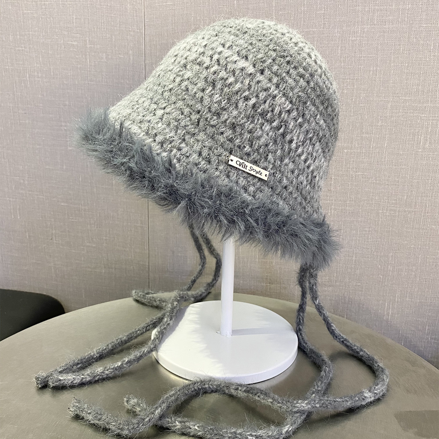 秋冬季保暖绑带毛边渔夫帽女显脸小户外百搭后开叉针织盆帽毛线帽