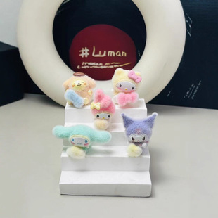现货三丽鸥Sanrio茸茸小宝贝系列盲盒凯蒂猫植绒公仔手办摆件