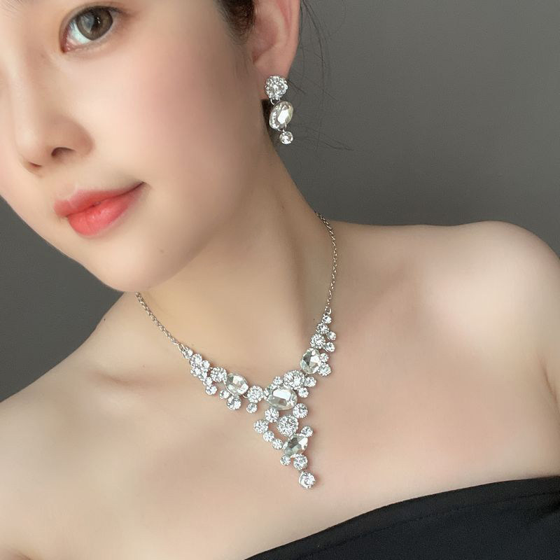 韩式新娘项链女式欧美套链婚纱礼服合金水钻婚纱配饰项链耳环首饰