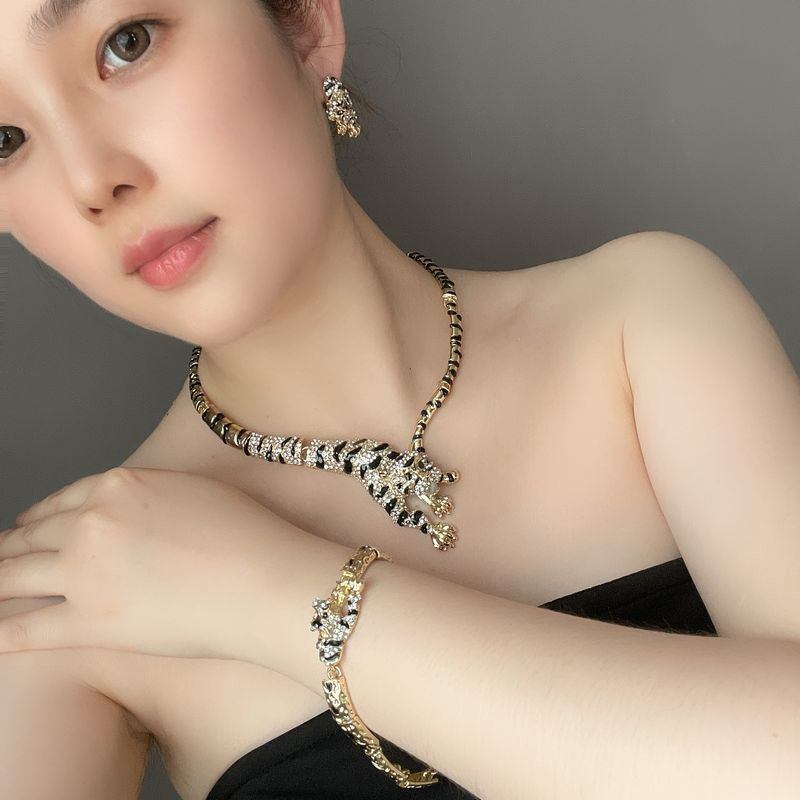 晚礼服装饰欧美时尚服装饰项链