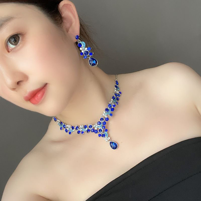 饰品锁骨链女式时尚欧美吊坠水滴短款连衣裙礼服碎花蓝色水钻项链