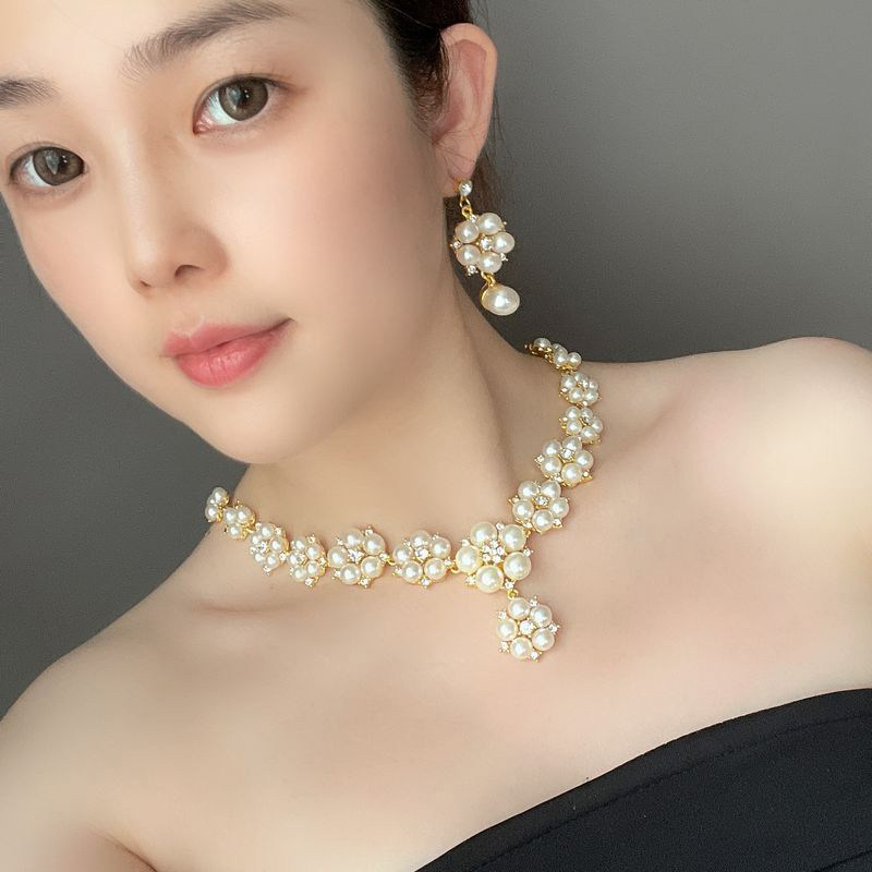 时尚锁骨链珍珠装饰爆款珍珠锁骨项链耳环套装走秀舞台时尚女装饰