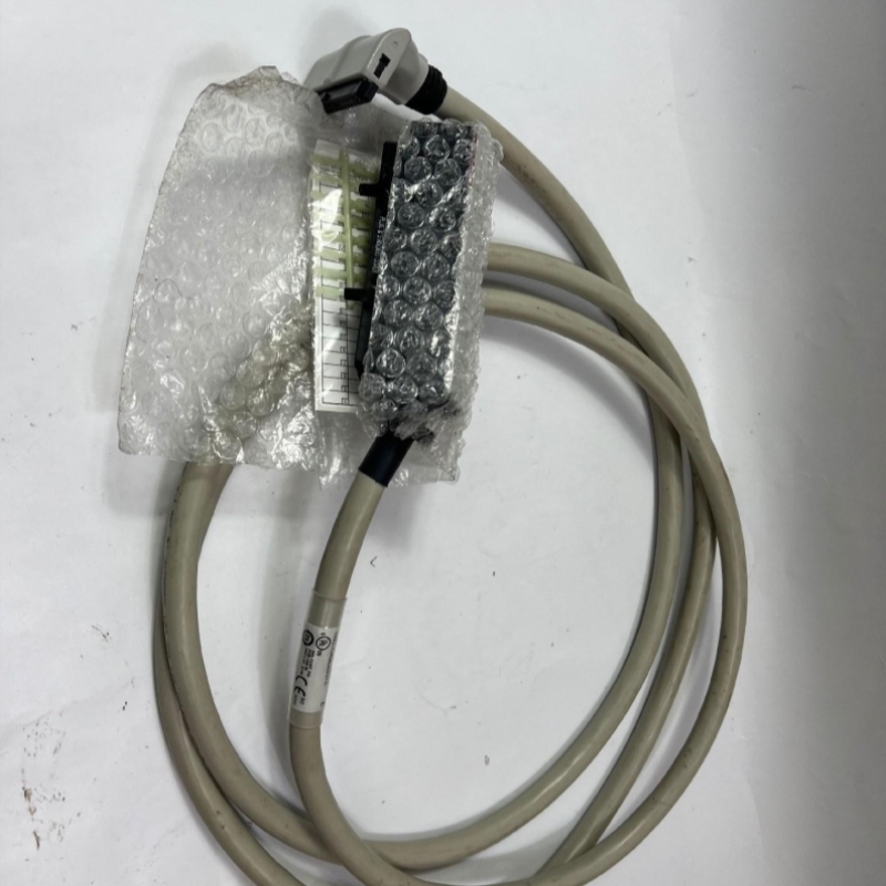 1492-CABLE025Z A-B 罗克韦尔 顺丰包邮元器件