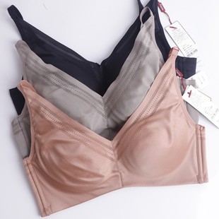 凤起秀美养护无钢圈文胸中厚小胸蕾丝养护型睡眠内衣1260