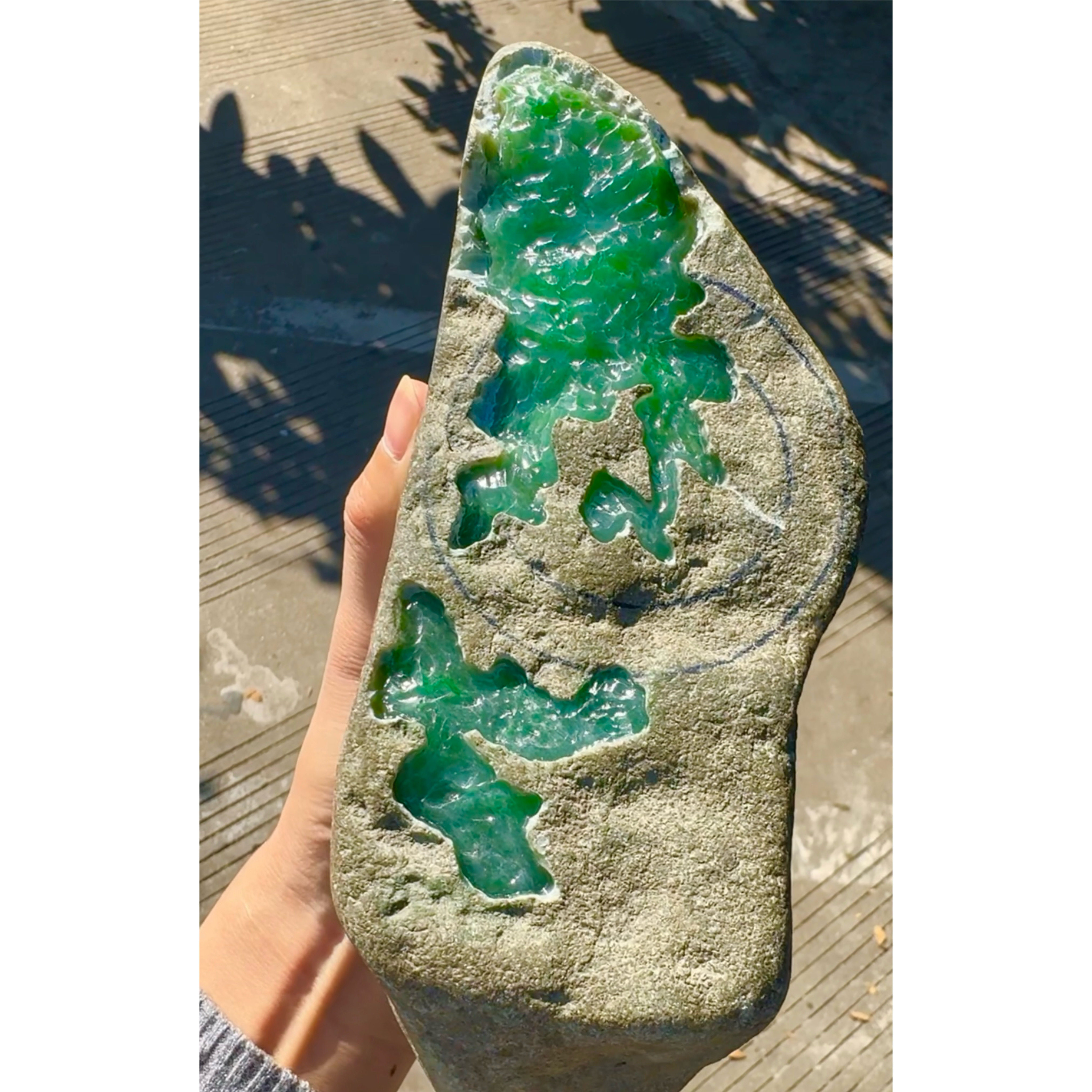 瑜瑾缅甸翡翠原石玉石毛料 老莫西沙 冰种飘色 阳绿 手镯料 T240