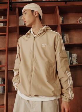 Adidas/阿迪达斯外套秋季新款经典运动上衣连帽夹克外套KB1943