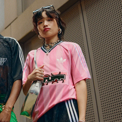 JERSEY经典运动短袖V领球衣