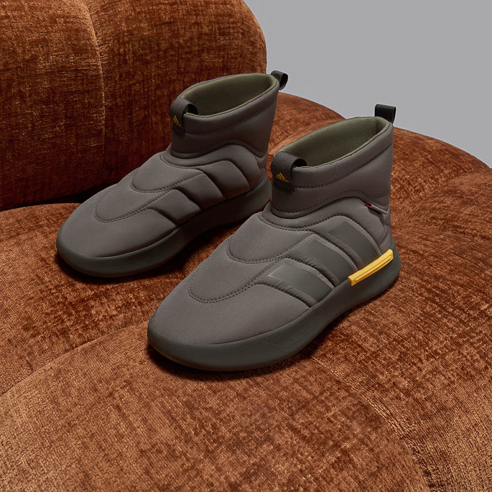 Adidas/阿迪达斯男鞋女鞋正品新款面包鞋舒适高帮休闲棉鞋JR0069