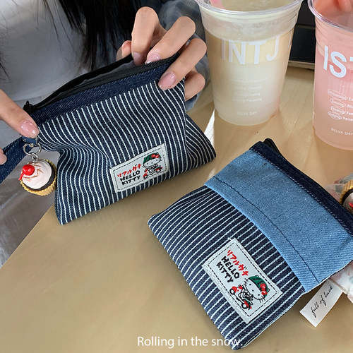 可爱大容量化妆包口红杂物零钱包