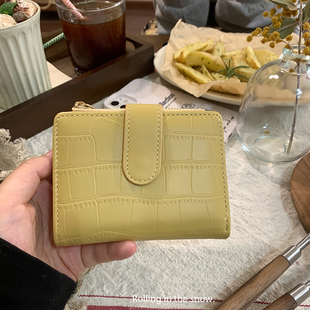 女折叠搭扣卡包时尚 日系ins风复古纯色pu简约钱包短款 零钱包学生