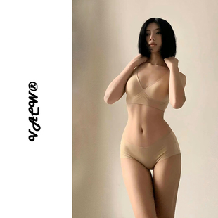 VACW防滑水感粉底液内衣防下垂聚拢无痕无钢圈外扩显小乳胶文胸女