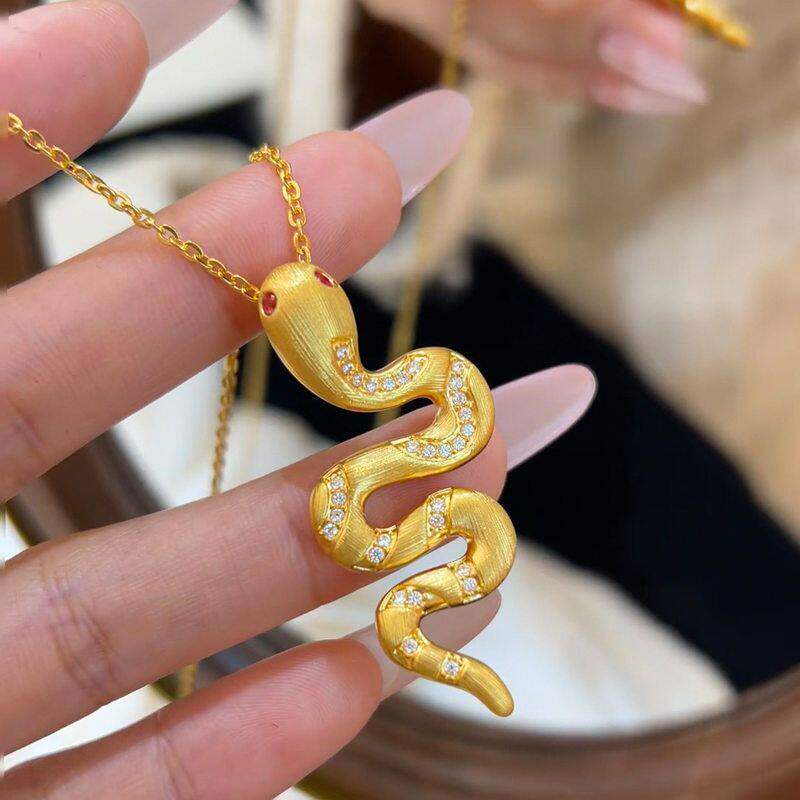 金店同款点钻拉丝灵蛇吊坠锁骨项链女越南沙金仿真黄金2025本命年