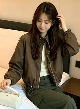 韩系军绿短款立领拉链夹克女外套