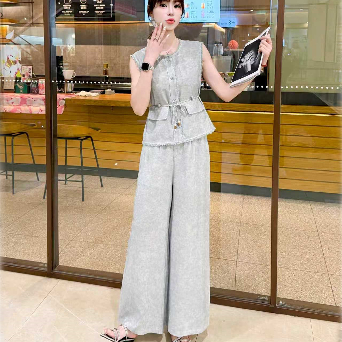 夏季时尚无袖上衣阔腿裤两件套女