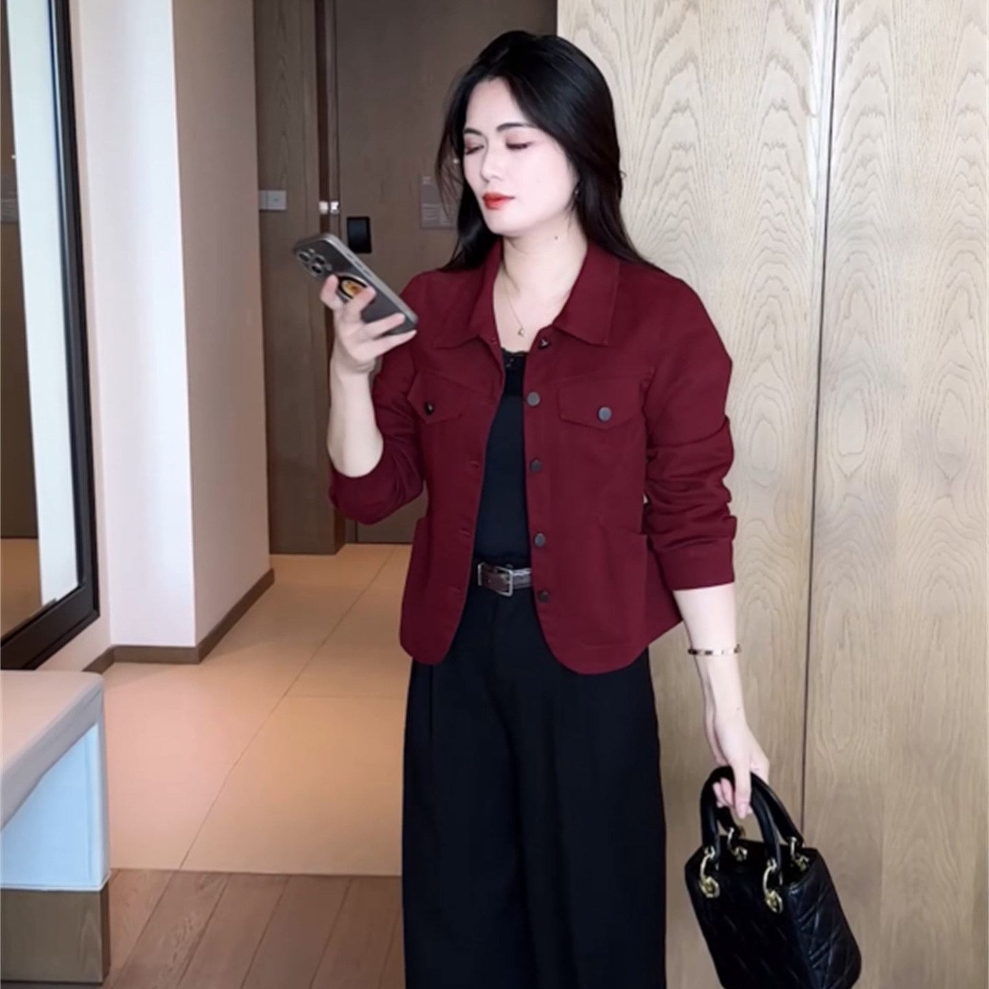 春秋牛仔短外套洋气夹克上衣女装