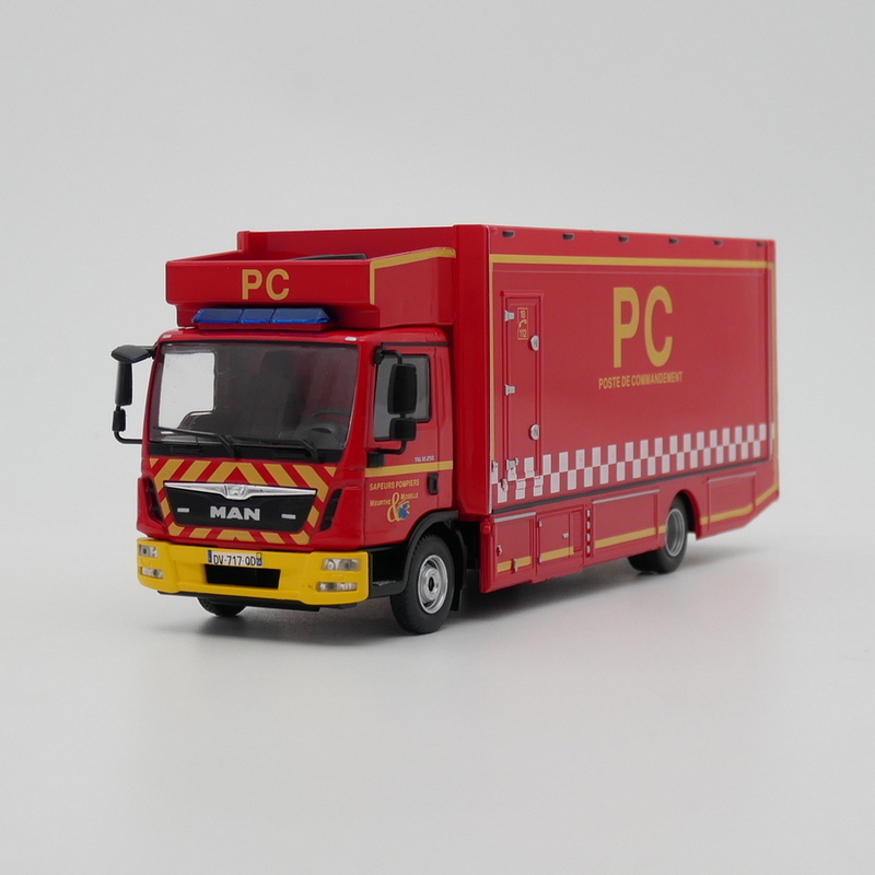 Ixo 1:43 MAN TGL 12.250 大曼德国消防车合金汽车模型金属玩具车