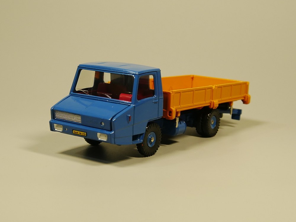 Dinky toys 1:43 AUTOCARRO BERLIET法国贝利埃自卸车复古铁皮车