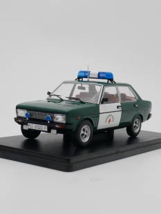 Seat ixo 1978西雅特阿根廷警车模型车 131 Supermirafiori