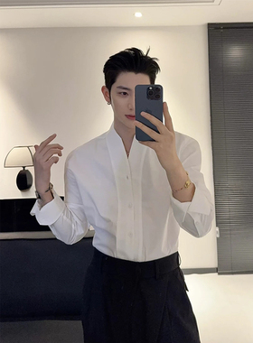 法式V领垫肩白色长袖衬衫男模高级感痞帅内搭修身无领夜店衬衣潮