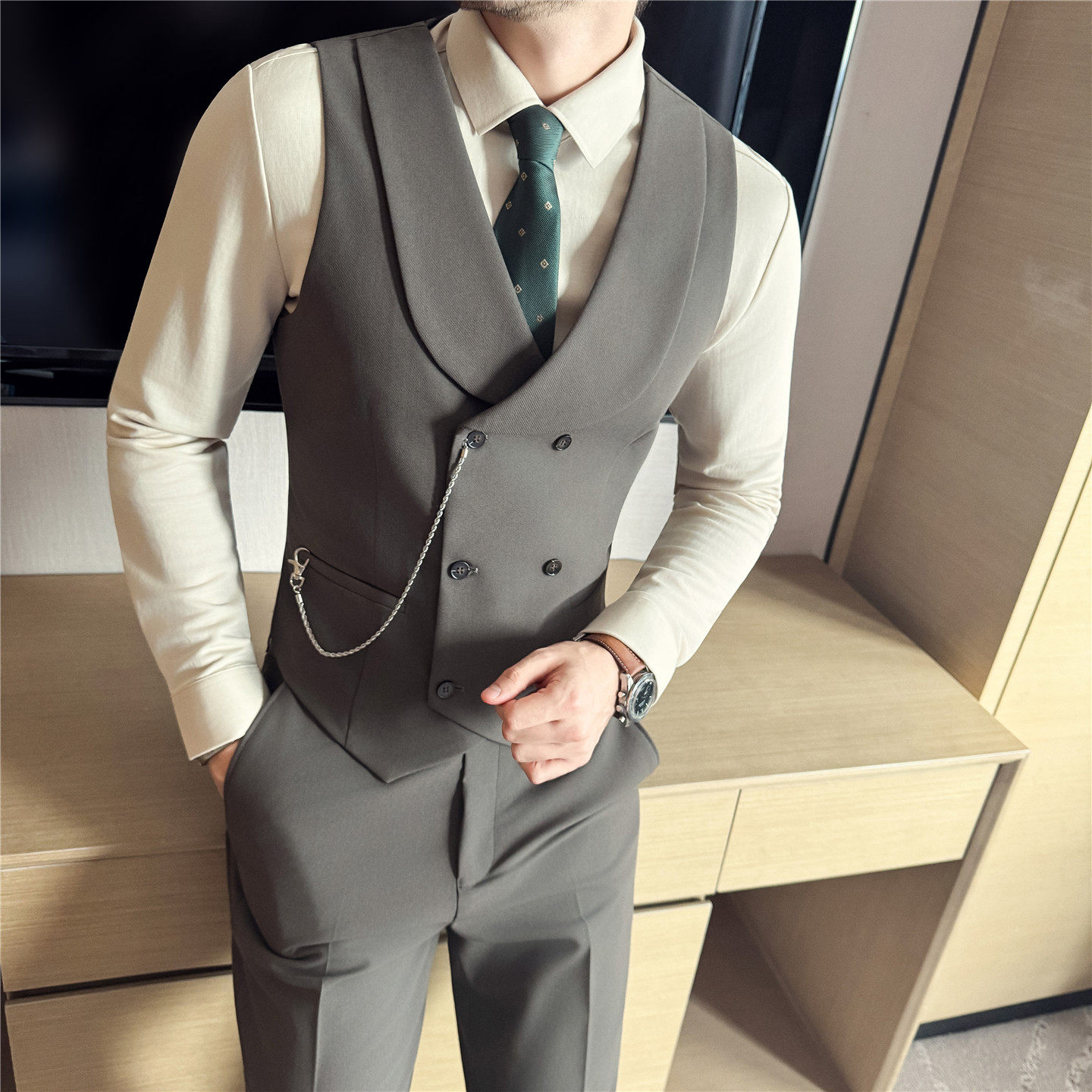 秋冬双排扣男士马甲商务休闲西装马夹背心英伦绅士修身酒吧职业装