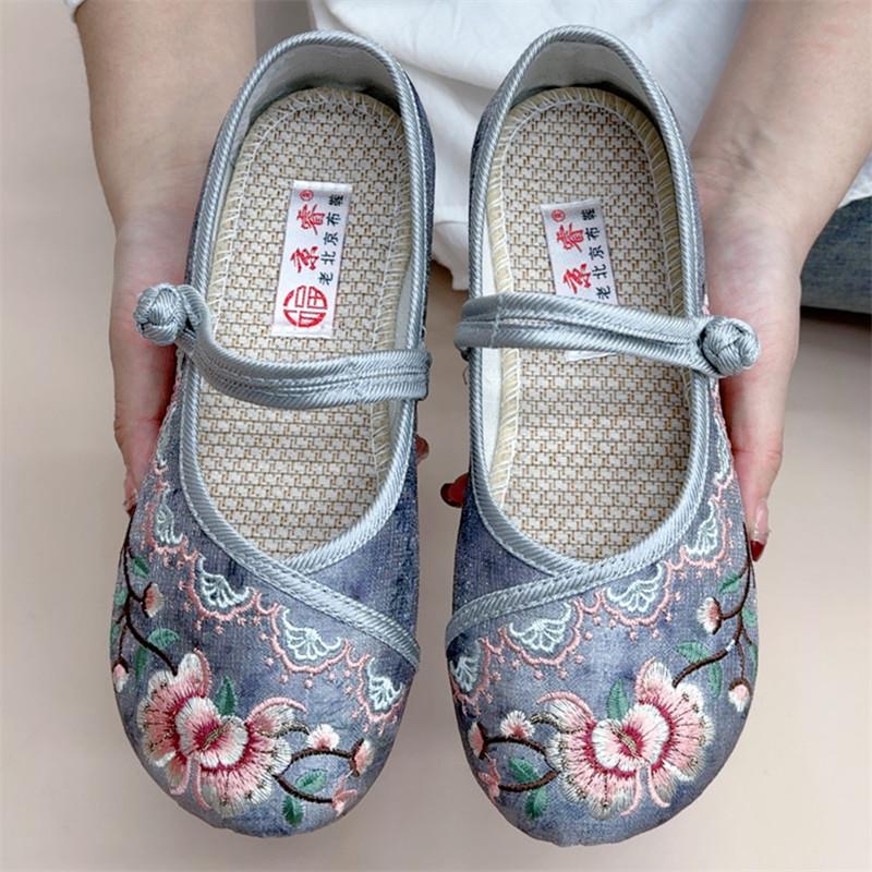 2025年春季新款女士休闲单鞋