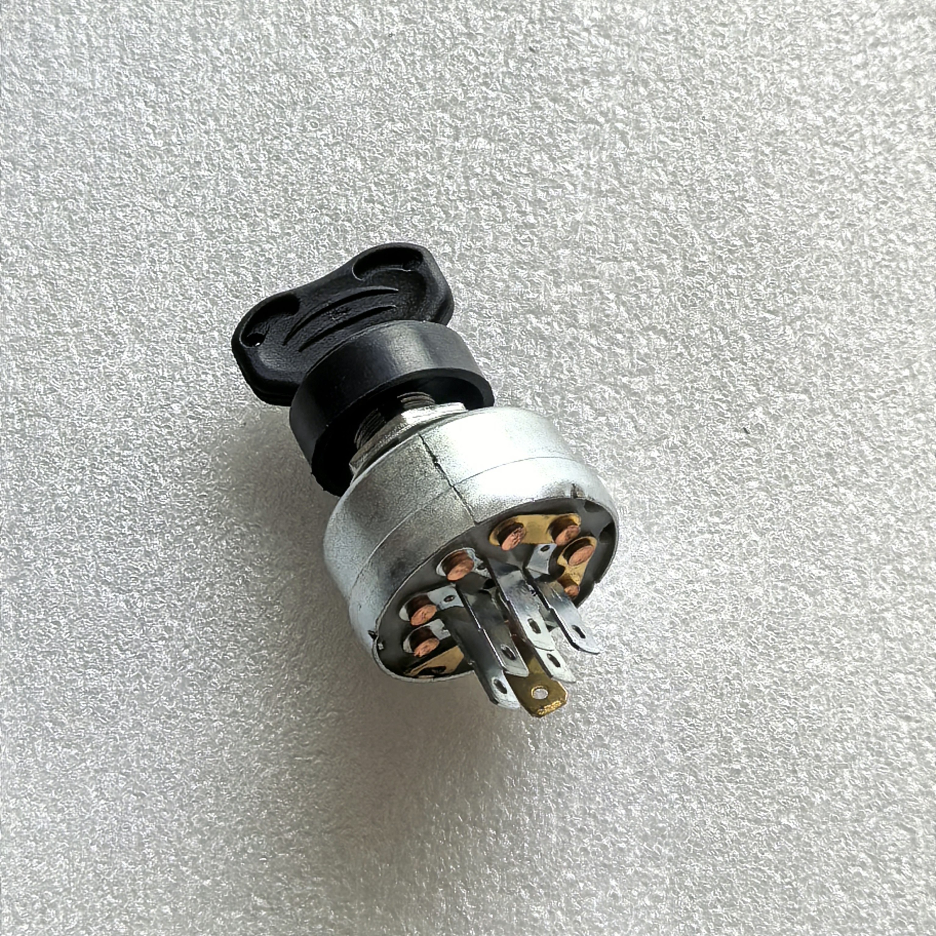 力帆37马力999cc科勒汽油发动机CH730电门锁启动点火开关钥匙门