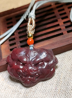 天然桂林鸡血玉石仿古紫袍貔貅兽头菩提配饰吊坠项链正品原石雕刻