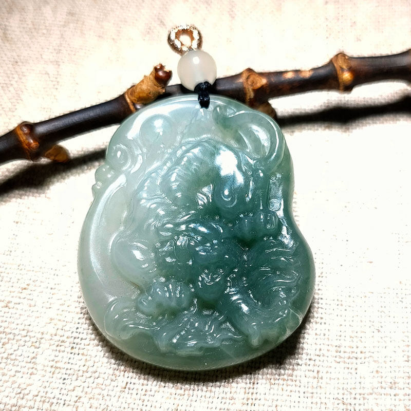 天然玉石玉坠翡翠挂件吊坠男女款证书生肖虎老虎玉佩桂林绿翠鸡血